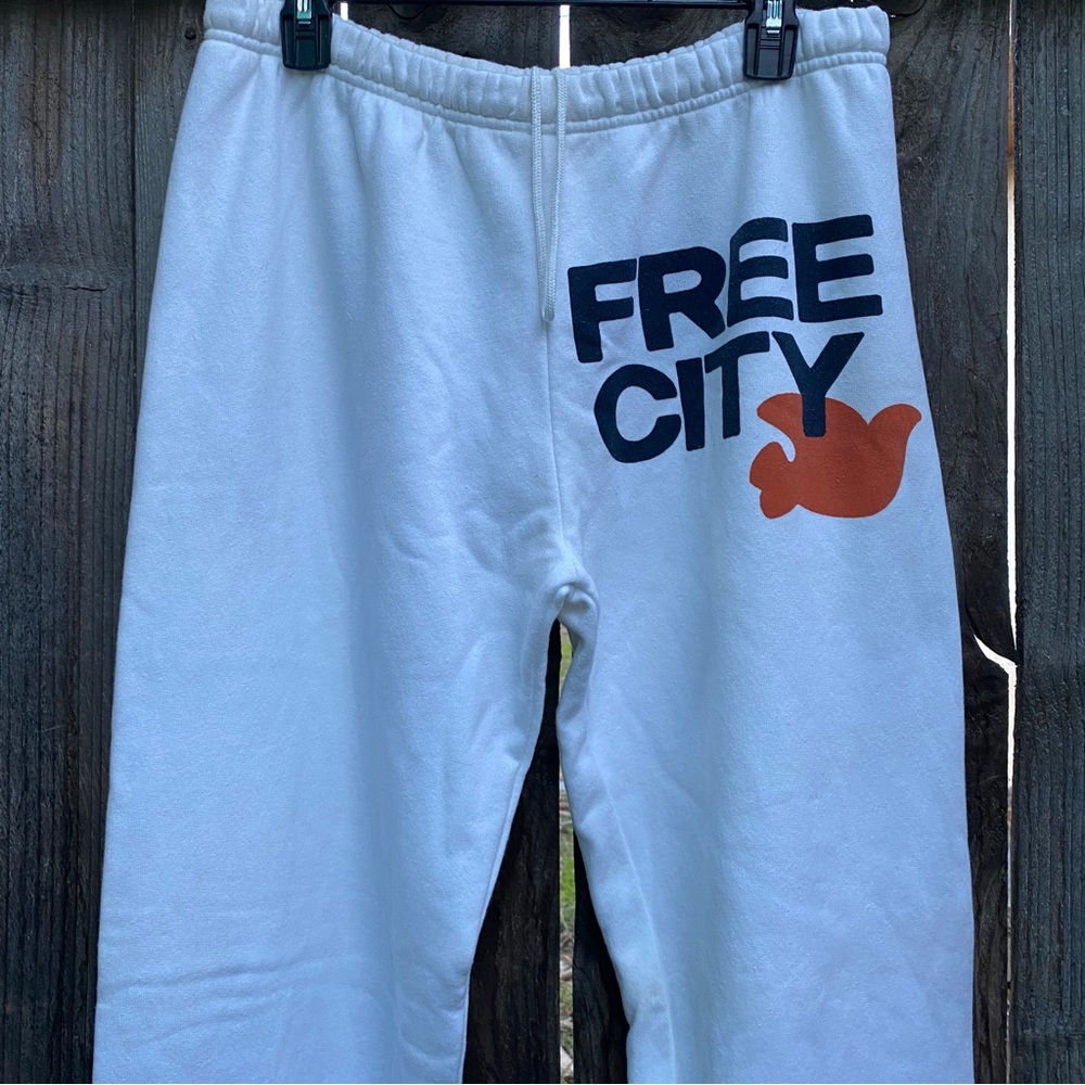 Free City XL Sweatpants Super Fluff White FreeCity Sweats - Picture 2 of 16